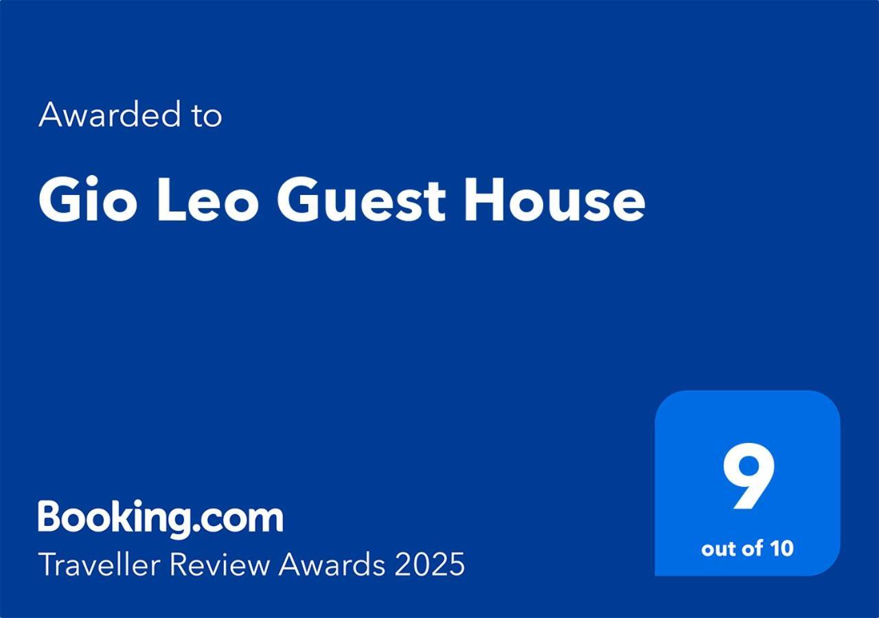 Gio Leo Guest House Lesa Eksteriør bilde